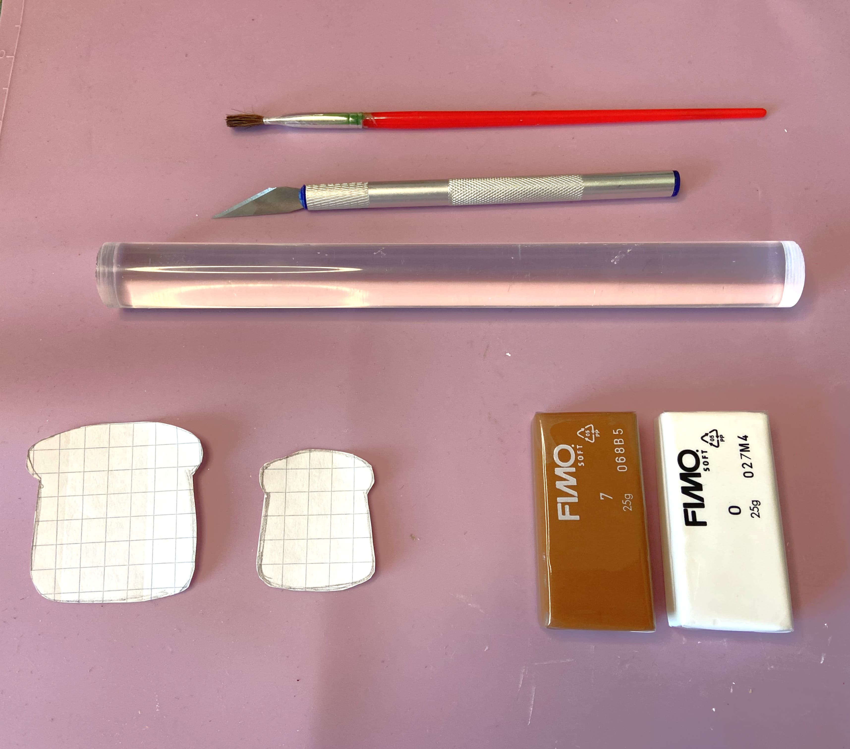 placemat and tools for bread toast craft